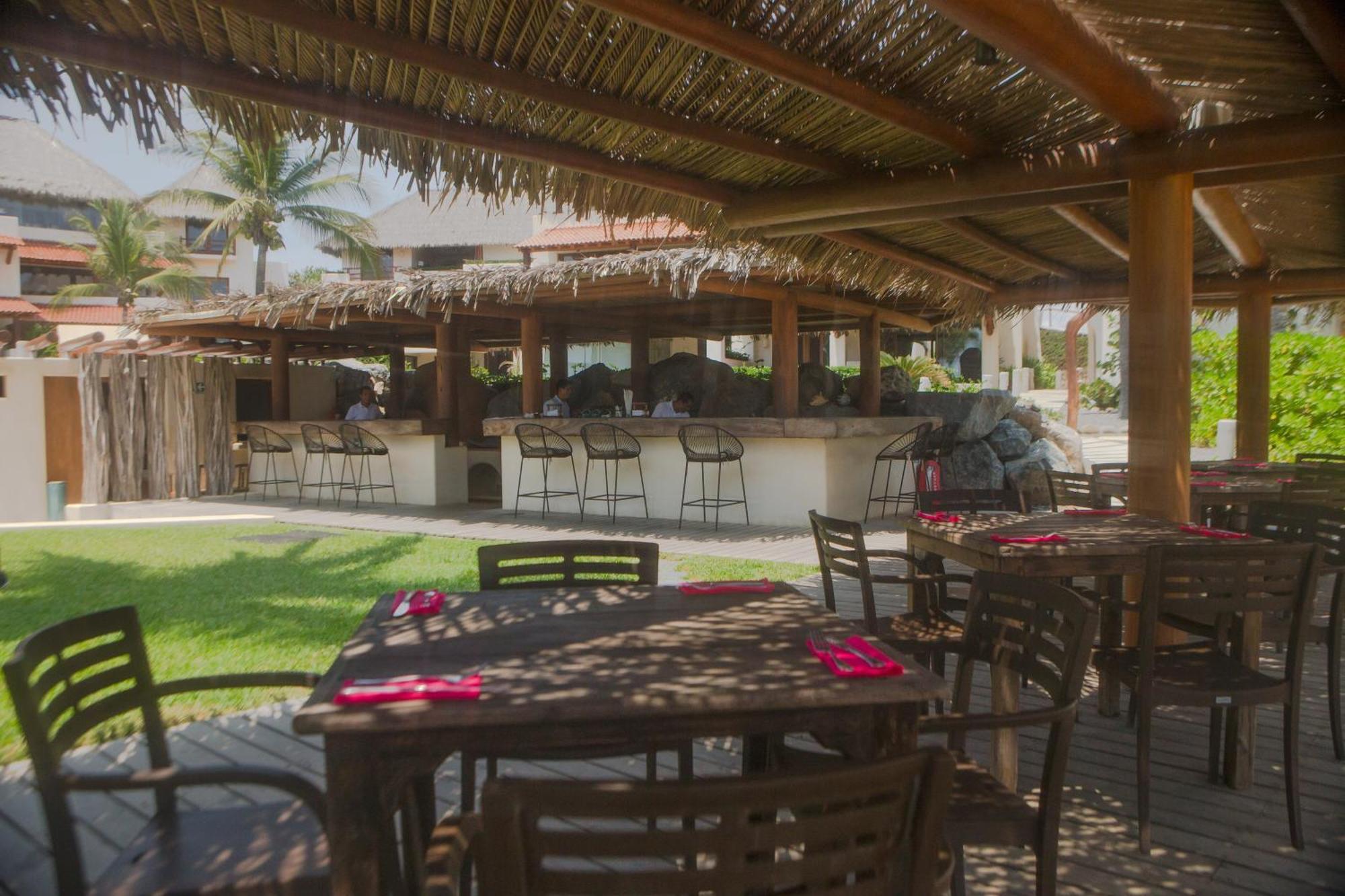 Residences At Las Palmas Zihuatanejo Eksteriør billede
