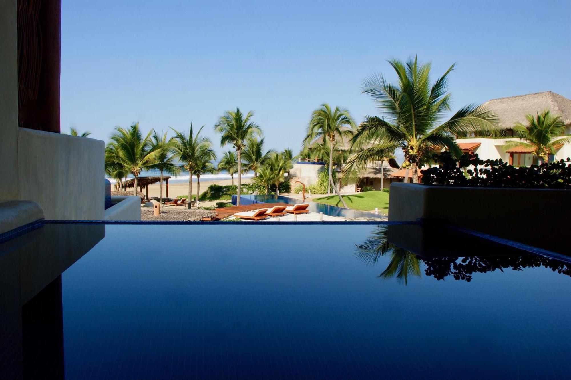 Residences At Las Palmas Zihuatanejo Eksteriør billede